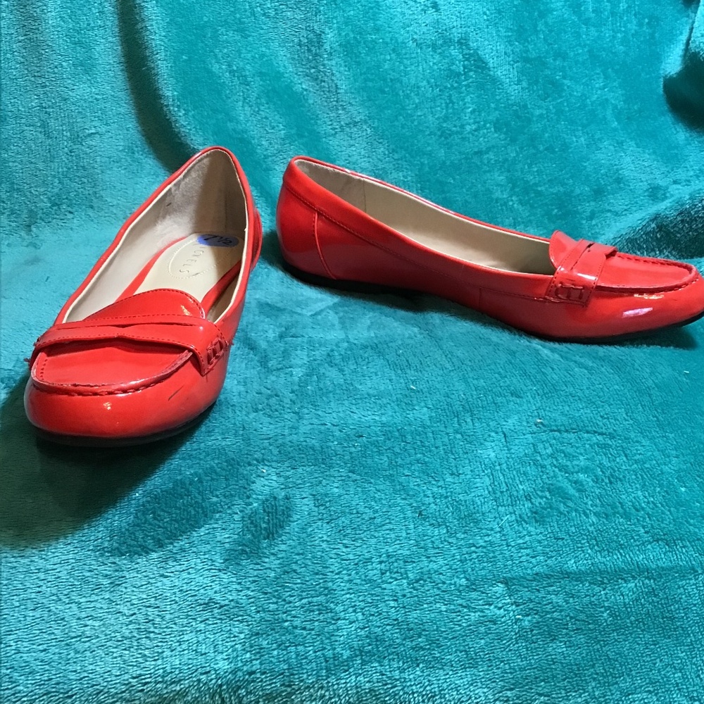 💚 3/$25 Nickels 7.5 orange patent leather loafers new without box